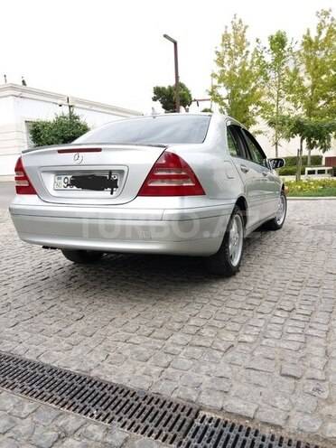 Mercedes C 240 2000, 258,352 km - 2.4 l - Bakı