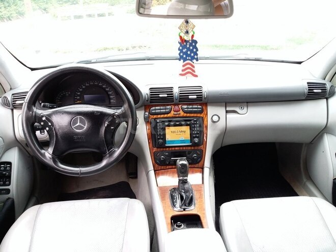 Mercedes C 240 2000, 258,352 km - 2.4 l - Bakı
