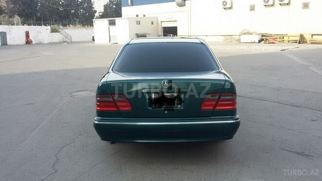 Mercedes E 230 1997, 250,000 km - 2.3 л - Bakı