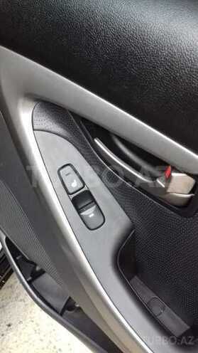 Hyundai Elantra 2011, 71,000 km - 1.8 l - Bakı
