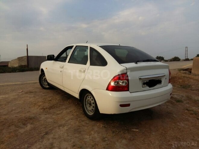 LADA (VAZ) Priora 2012, 173,000 km - 0.2 л - Salyan