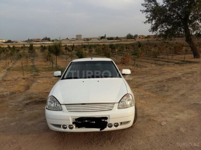 LADA (VAZ) Priora 2012, 173,000 km - 0.2 л - Salyan