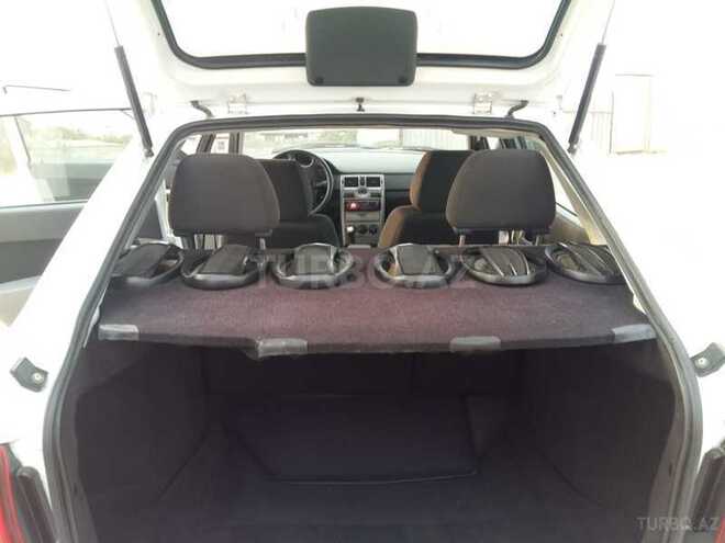 LADA (VAZ) Priora 2012, 173,000 km - 0.2 л - Salyan