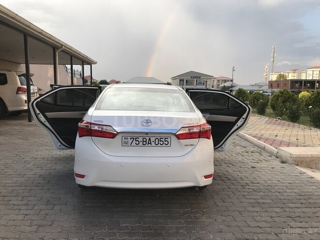 Toyota Corolla 2015, 72,000 km - 1.5 l - Bakı