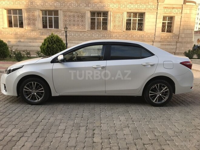 Toyota Corolla 2015, 72,000 km - 1.5 l - Bakı