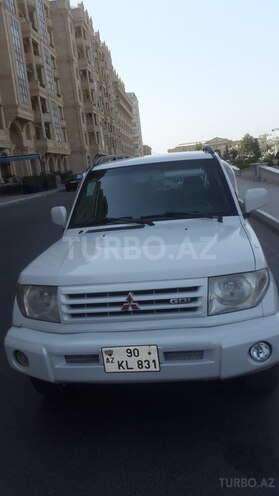 Mitsubishi Pajero io 1999, 273,761 km - 1.8 l - Bakı