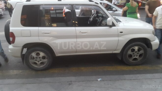Mitsubishi Pajero io 1999, 273,761 km - 1.8 l - Bakı
