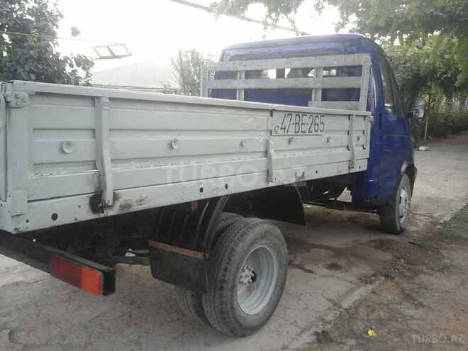 GAZ 330200 1996, 3,200,000 km - 2.4 л - Salyan