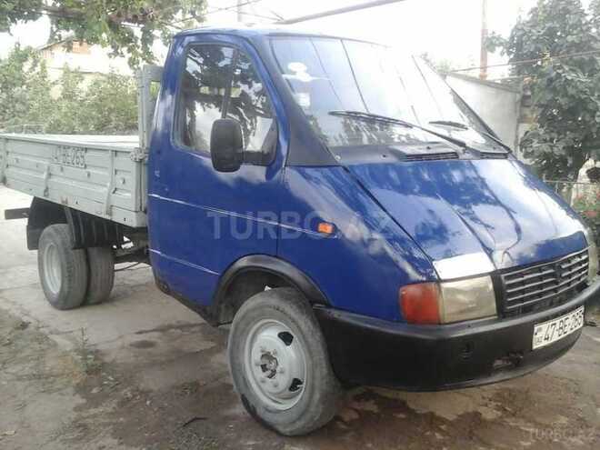 GAZ 330200 1996, 3,200,000 km - 2.4 л - Salyan