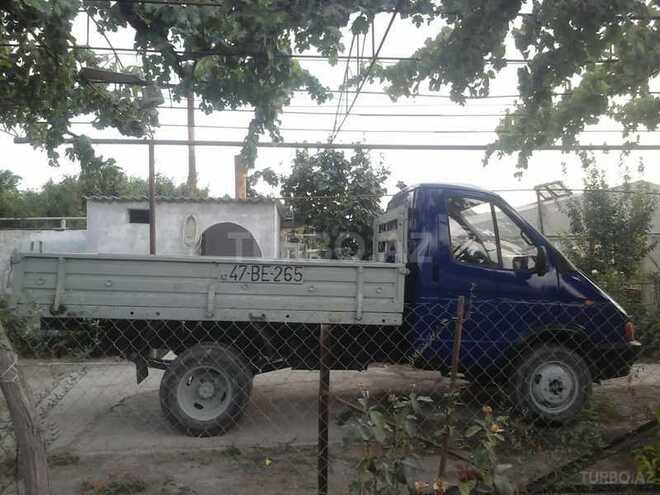 GAZ 330200 1996, 3,200,000 km - 2.4 л - Salyan