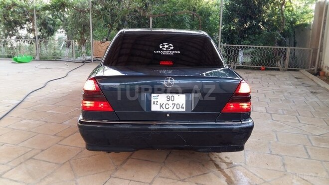 Mercedes C 240 1997, 294,810 km - 2.4 l - Bakı