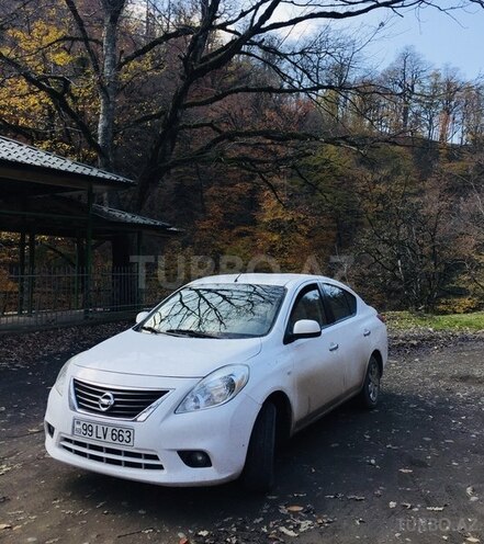 Nissan Sunny 2013, 102,700 km - 0.2 l - Lənkəran