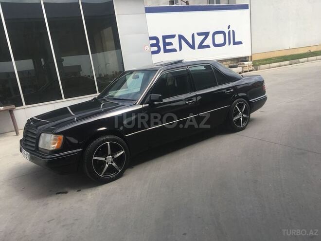 Mercedes E 220 1994, 350,000 km - 2.2 л - Bakı