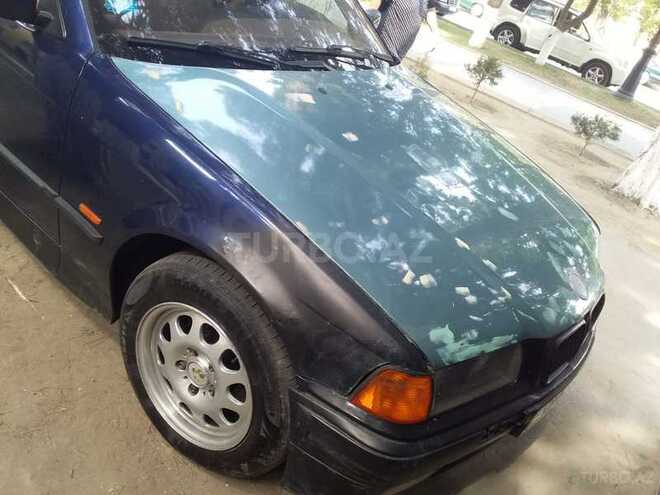 BMW 318 1997, 282,370 km - 1.8 l - Sumqayıt