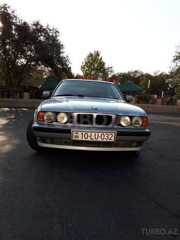 BMW 525 1995, 300,000 km - 2.5 л - Bakı