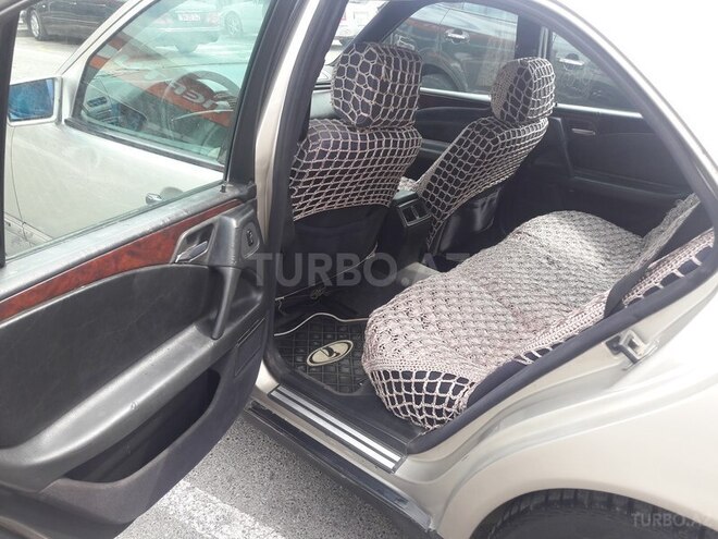 Mercedes E 290 1996, 297,000 km - 2.9 l - Bakı