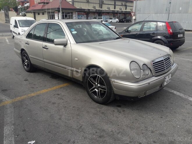 Mercedes E 290 1996, 297,000 km - 2.9 l - Bakı