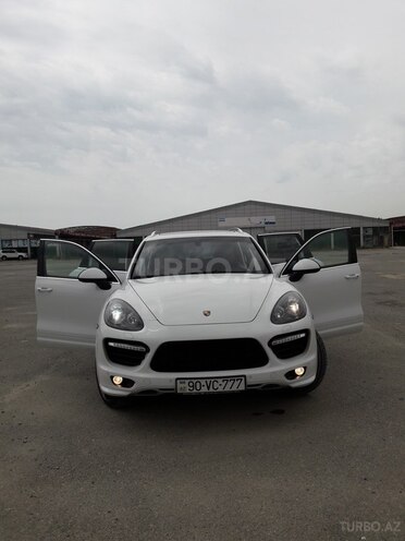 Porsche Cayenne GTS 2012, 141,000 km - 4.8 l - Bakı