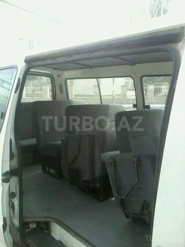 Toyota HiAce 1999, 658,000 km - 2.7 l - Bakı