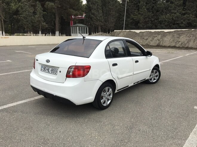 Kia Rio 2009, 230,000 km - 1.4 l - Sumqayıt