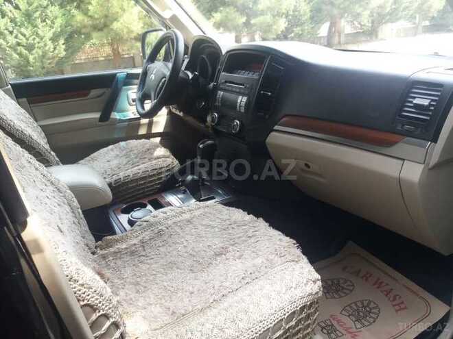 Mitsubishi Pajero 2007, 182,000 km - 3.0 l - Gəncə