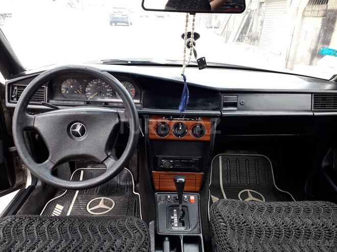Mercedes 190 1991, 325,648 km - 2.0 l - Bakı