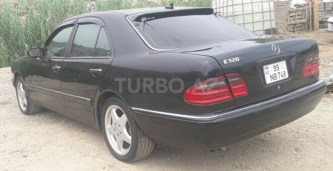 Mercedes E 320 1999, 370,000 km - 3.2 l - Bakı