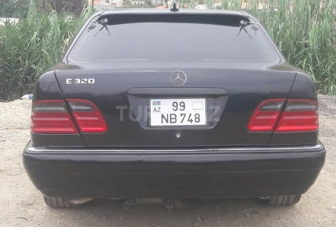 Mercedes E 320 1999, 370,000 km - 3.2 l - Bakı