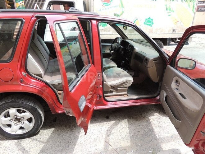 Kia Sportage 1998, 180,000 km - 2.0 l - Bakı