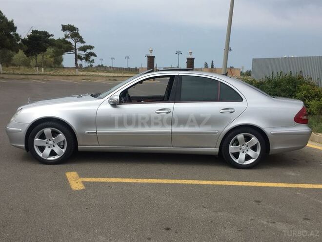 Mercedes E 220 2002, 230,000 km - 2.2 l - Sumqayıt