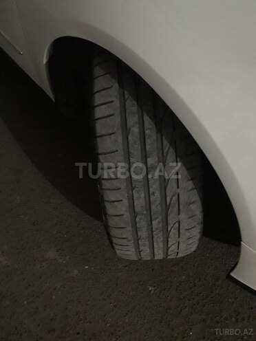 Volkswagen Passat 2007, 198,300 km - 2.0 l - Bakı