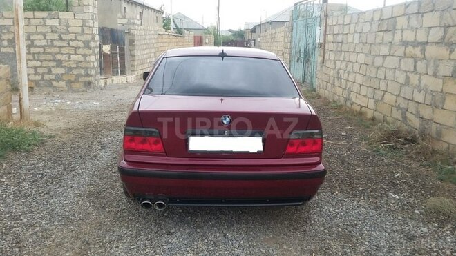 BMW 318 1993, 235,641 km - 1.8 л - Sumqayıt