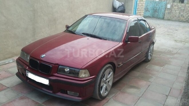 BMW 318 1993, 235,641 km - 1.8 л - Sumqayıt
