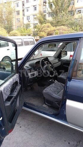 Mitsubishi Pajero io 1999, 227,000 km - 1.8 л - Sumqayıt