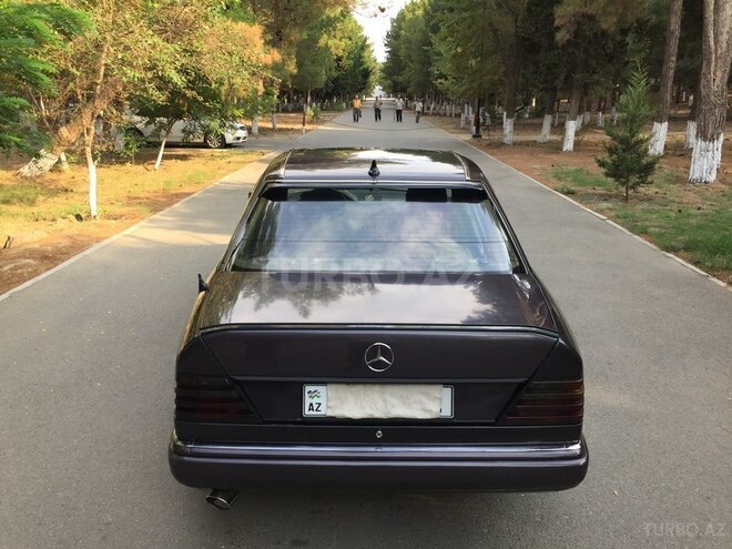Mercedes E 200 1991, 375,000 km - 2.0 l - Sumqayıt
