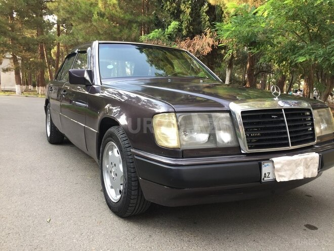 Mercedes E 200 1991, 375,000 km - 2.0 l - Sumqayıt