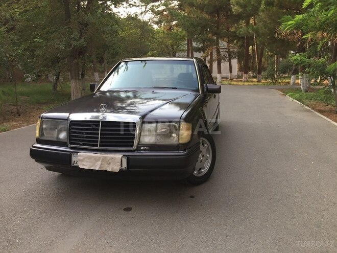 Mercedes E 200 1991, 375,000 km - 2.0 l - Sumqayıt