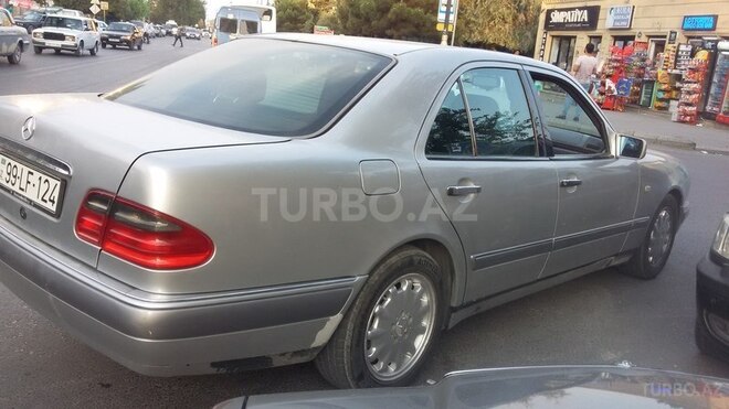 Mercedes E 230 1996, 451,000 km - 2.3 л - Bakı