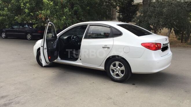 Hyundai Elantra 2009, 197,000 km - 1.6 l - Bakı