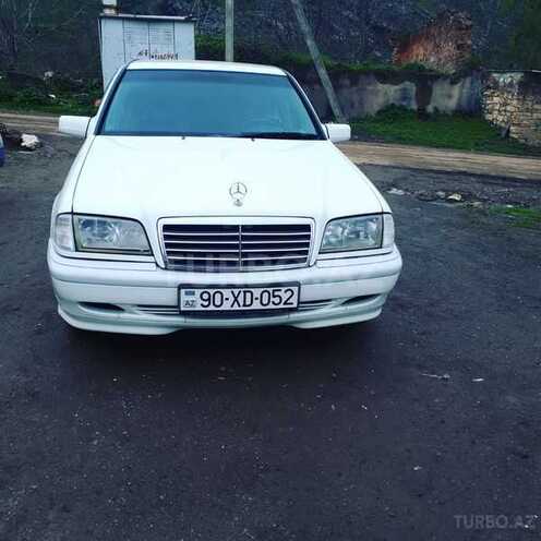 Mercedes C 180 1997, 367,000 km - 0.3 l - Gəncə