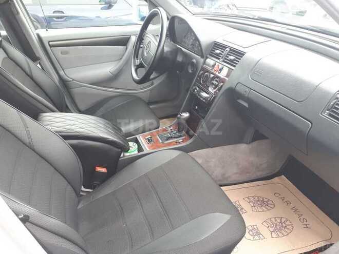 Mercedes C 180 1997, 367,000 km - 0.3 l - Gəncə