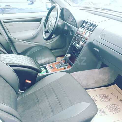 Mercedes C 180 1997, 367,000 km - 0.3 l - Gəncə