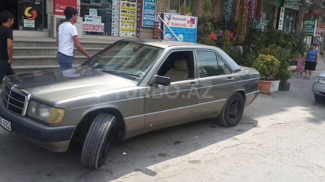 Mercedes 190 1988, 460,000 km - 2.0 л - Bakı