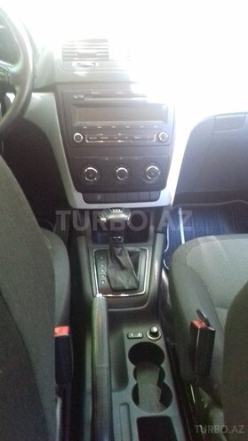 Skoda Yeti 2011, 121,000 km - 1.2 l - Bakı