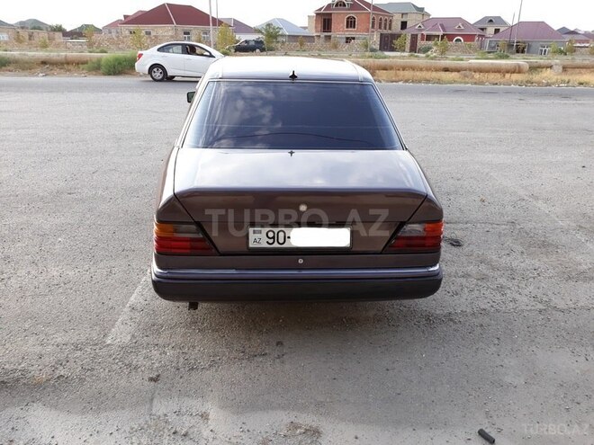 Mercedes E 200 1991, 565,000 km - 2.0 l - Bakı