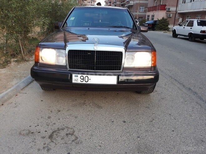 Mercedes E 200 1991, 565,000 km - 2.0 l - Bakı