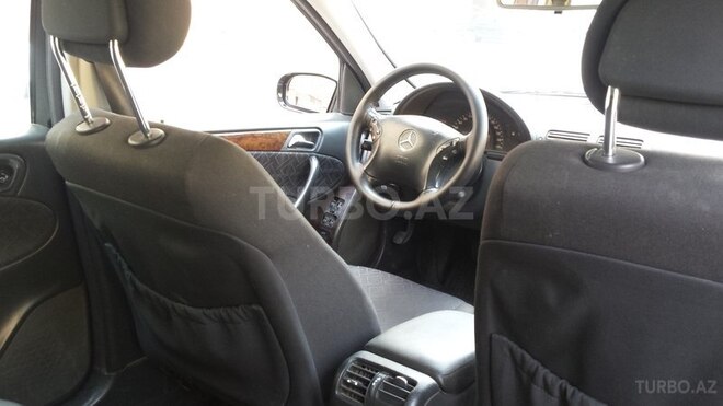 Mercedes C 240 2000, 255,000 km - 2.6 л - Bakı