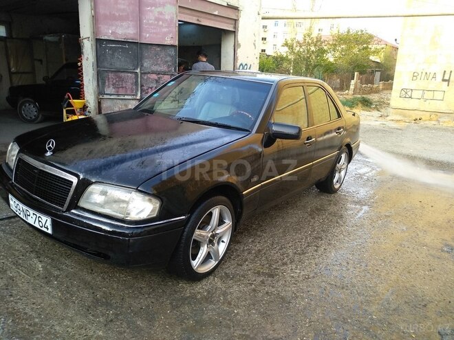 Mercedes C 220 1995, 300,000 km - 2.2 l - Bakı