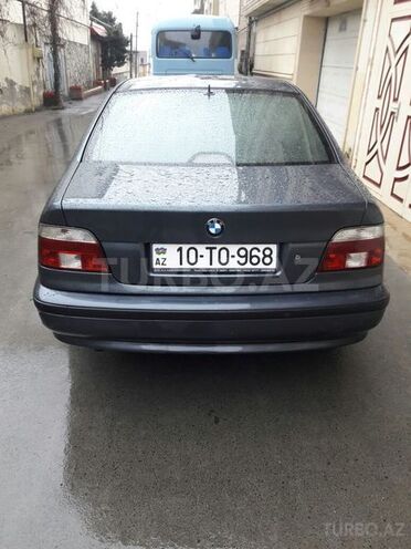 BMW 523 1999, 197,000 km - 0.3 л - Bakı