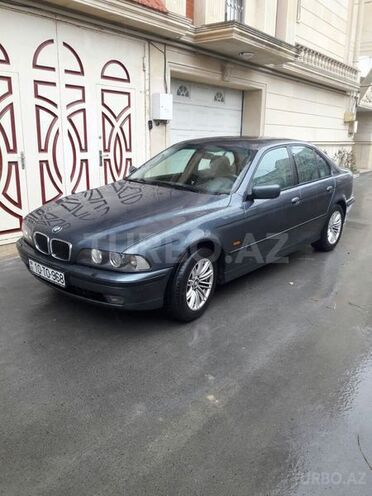 BMW 523 1999, 197,000 km - 0.3 л - Bakı